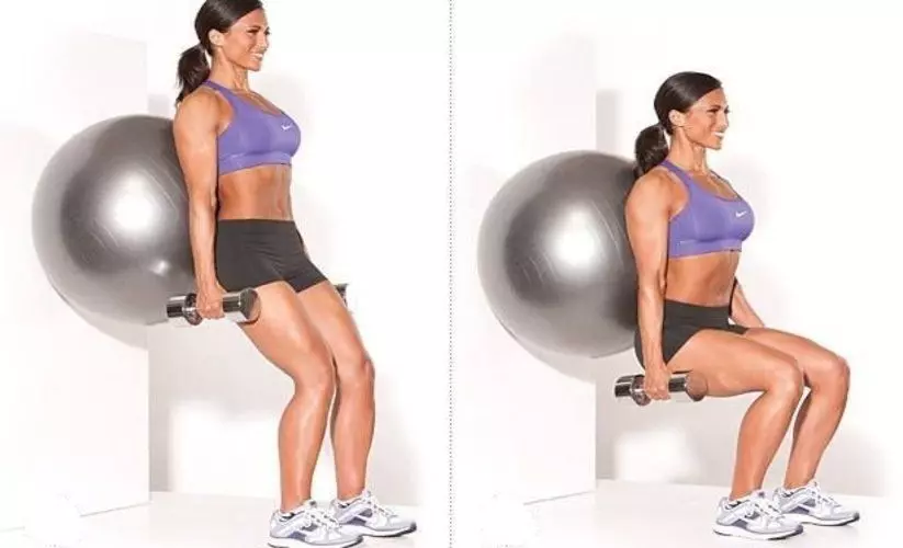 squat-fitball